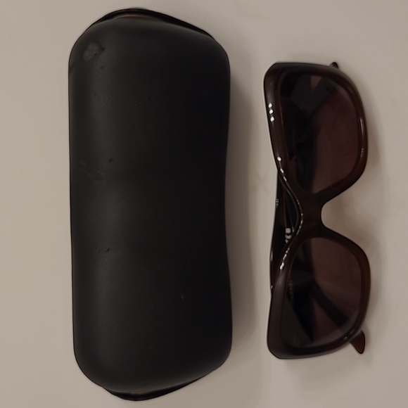 Chanel Women's Sunglasses - Picture 13 of 16